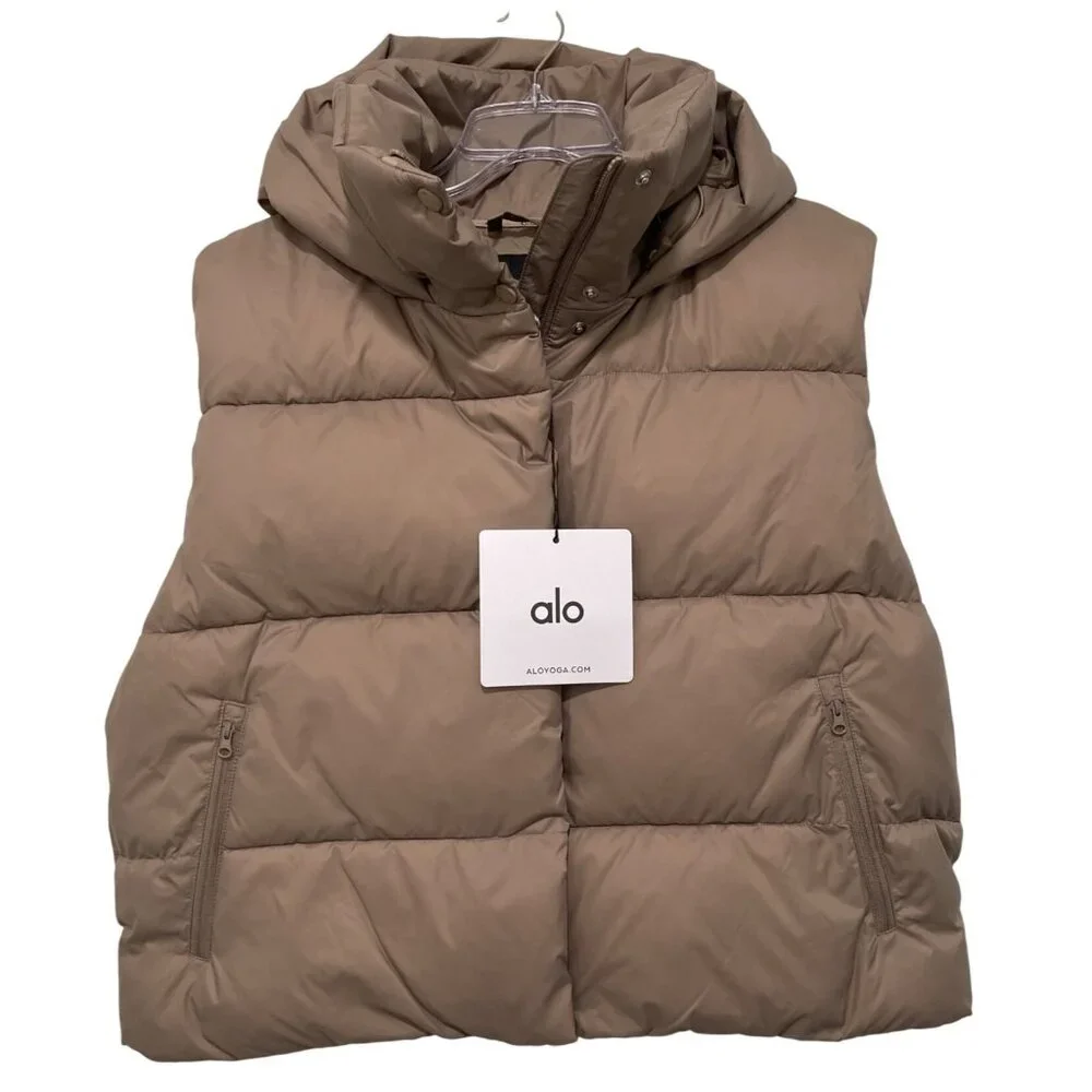 New Alo Womens Gold Rush Puffer Vest Hood Light Cocoa Size Large - Picture 5 of 10